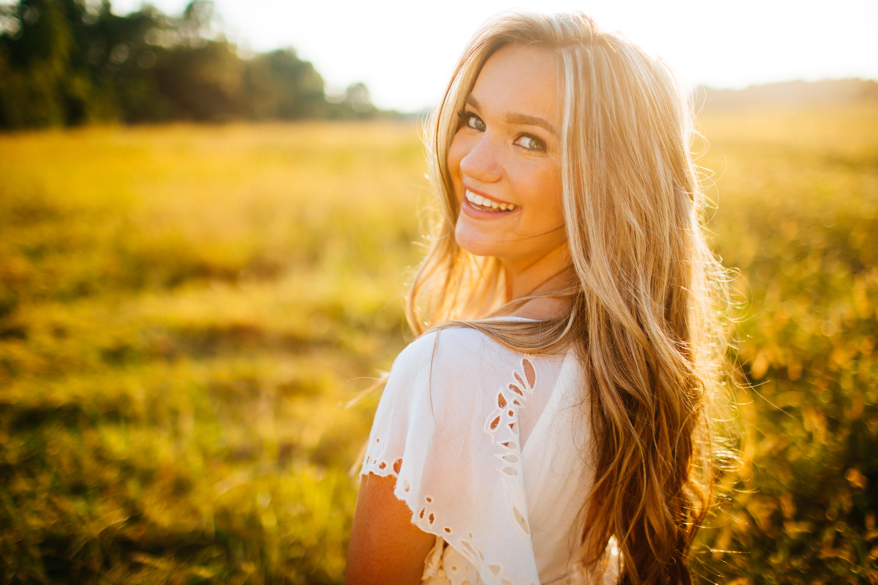 Elise Senior Headshot